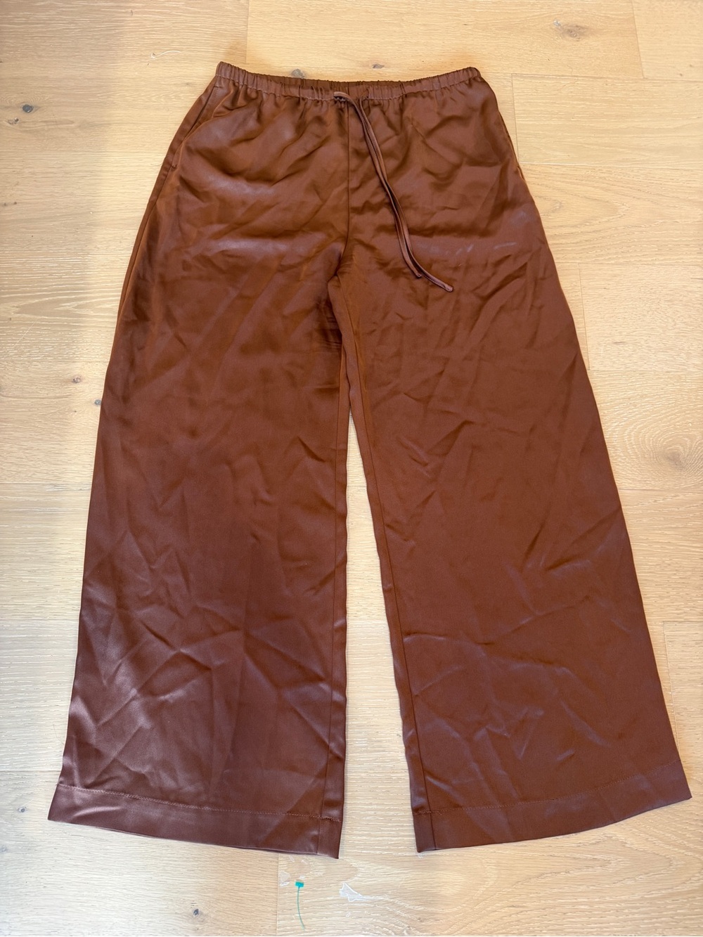 Paper Heart Wide-Leg Drawstring Pants in Deep Brown Large
